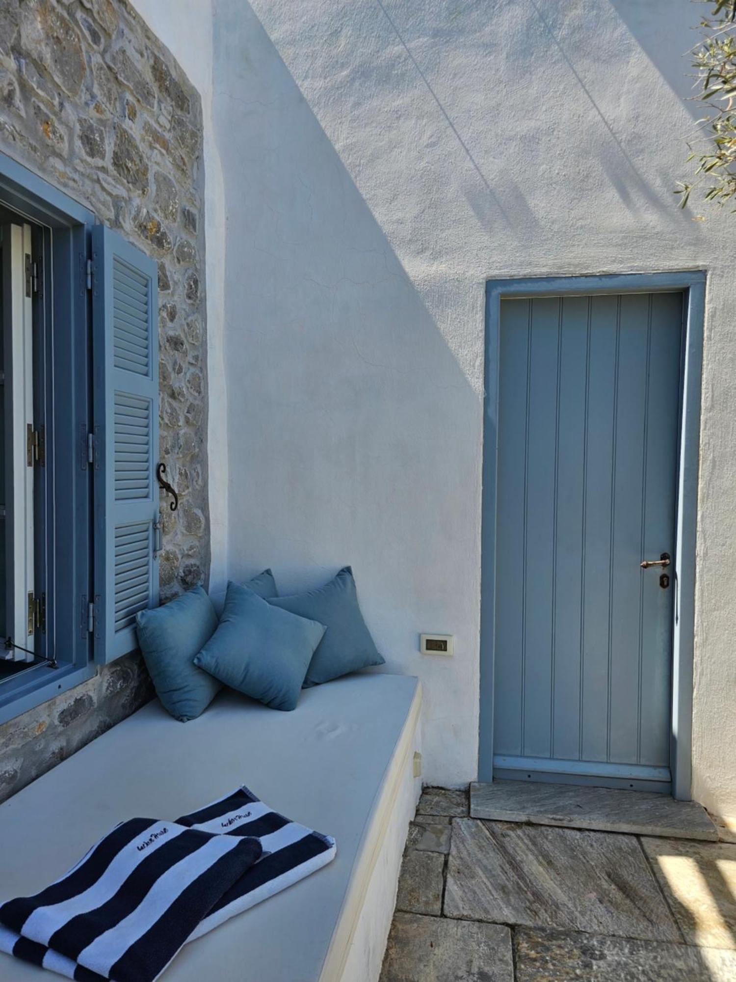 The Anchor House Bed and Breakfast Σύμη Δωμάτιο φωτογραφία